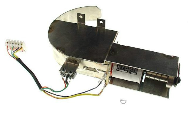 RIPLEY'S (Stern) VUK Scoop