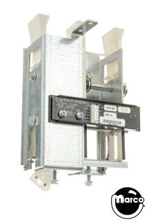 500-9816-00 - Drop target assembly Stern in-line 3 bank - Marco