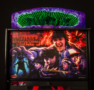 STRANGER THINGS (Stern) Topper