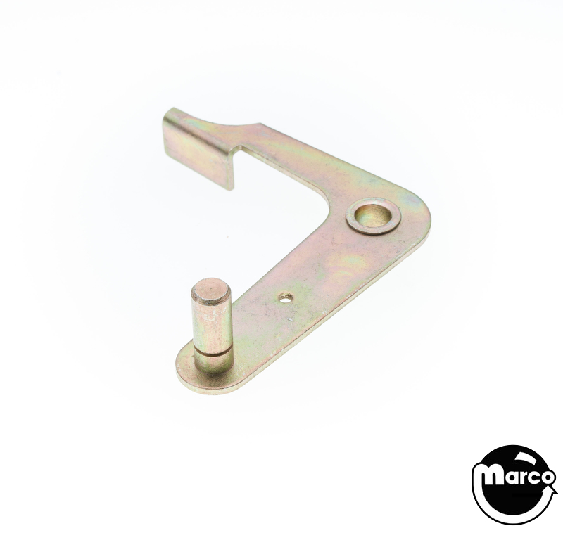 Kicker arm assembly Data East