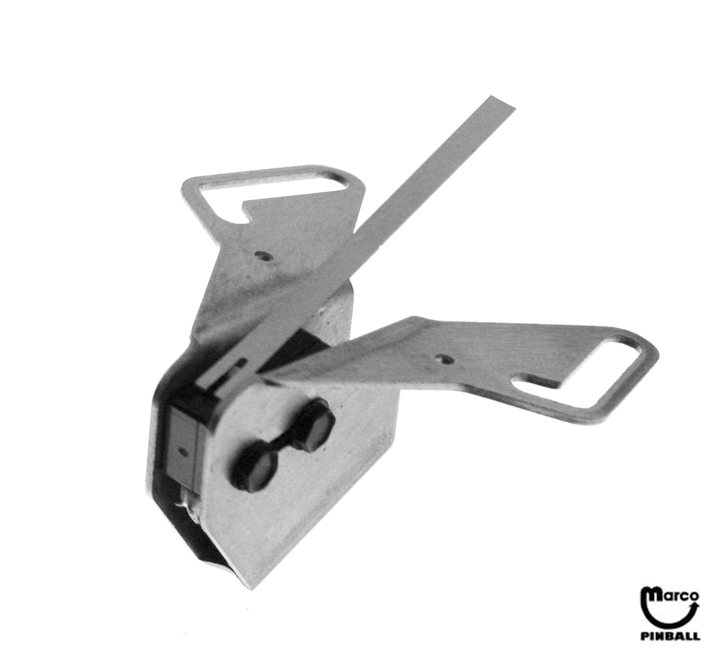 Crossunder gate & switch assembly