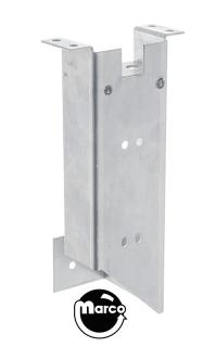 Latching ball lock gate bracket