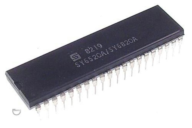 IC - Peripheral Interface Adapter R6520P
