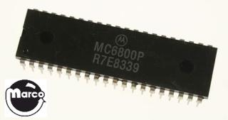 IC - 40 pin DIP microprocessor MC6800P IC