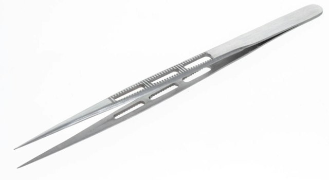 6" Fine Point Serrated Tip Tweezer