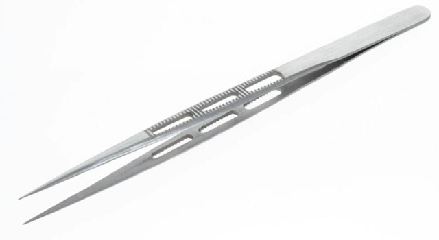6" Fine Point Serrated Tip Tweezer