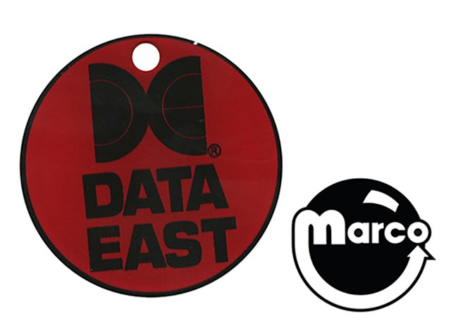 Key fob Data East red