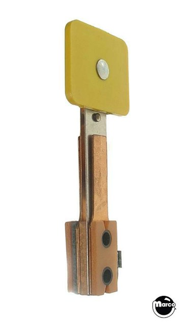 Target switch - rectangle wide yellow