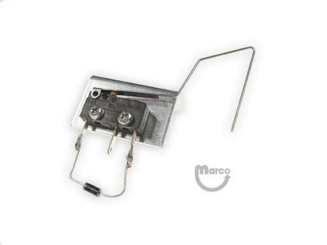 Switch assembly - shooter lane