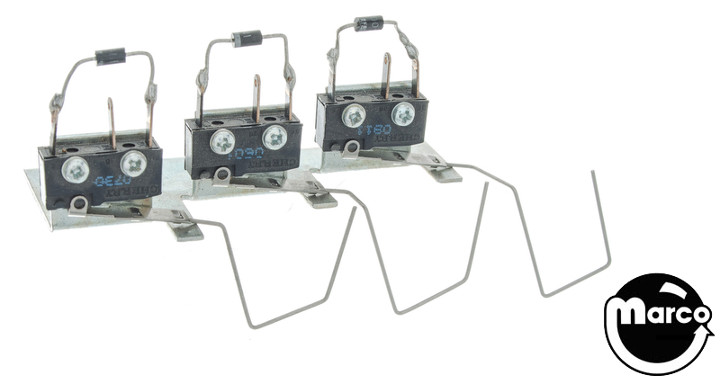 FUNHOUSE (Williams) Triple switch assembly