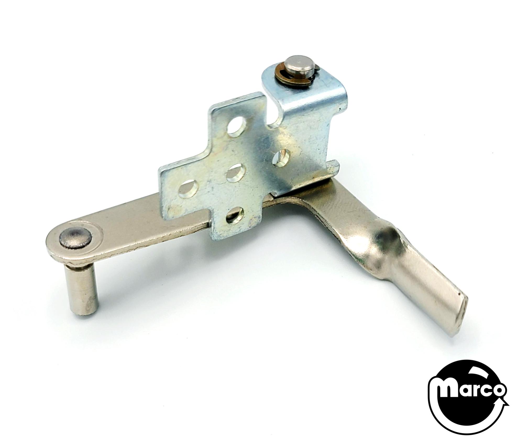Kicker arm & fulcrum assembly left