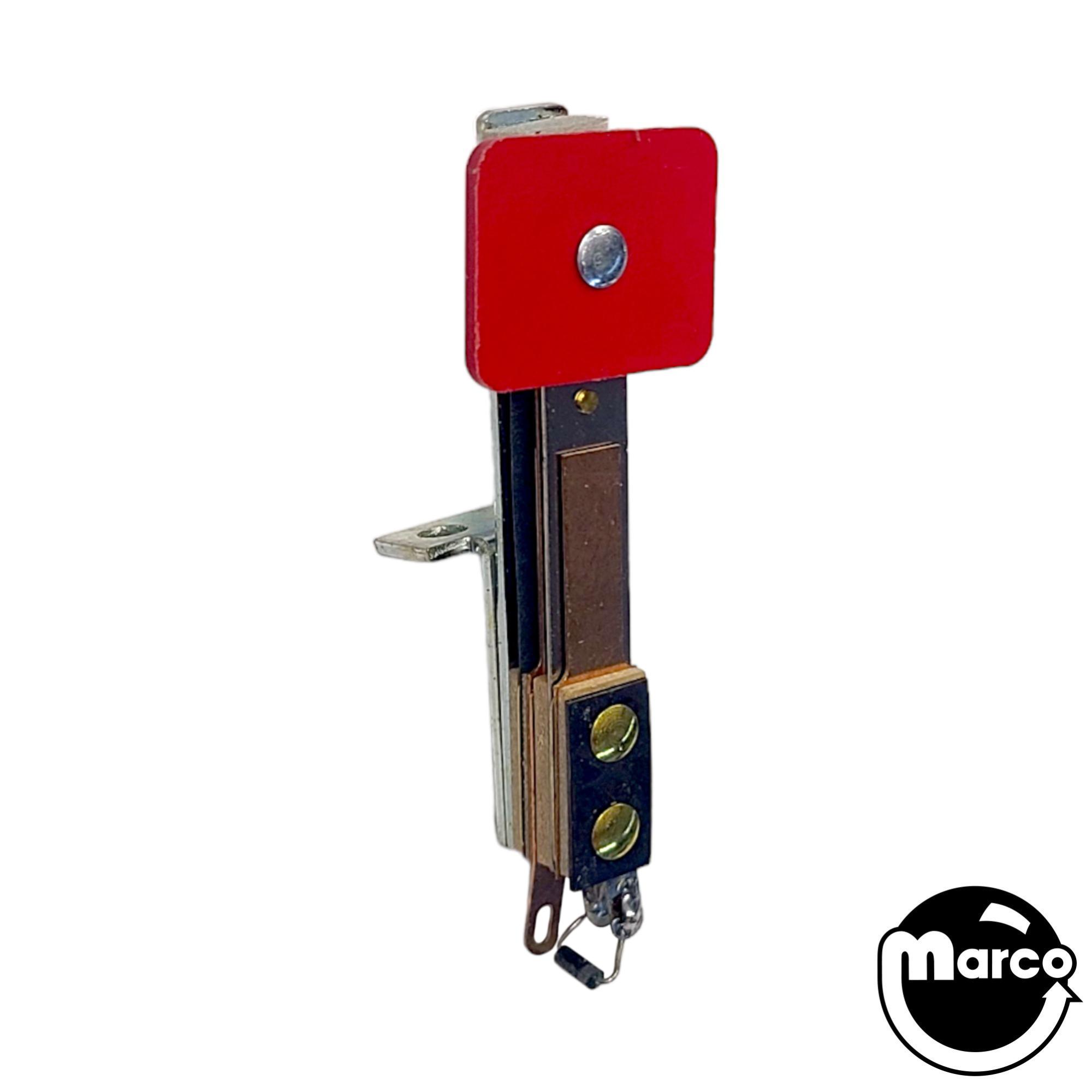 Target switch - rectangle red rear mount