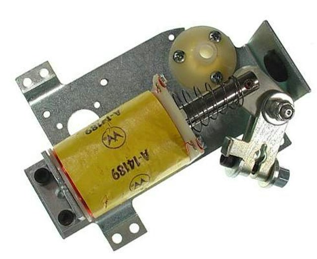 SHADOW (Bally) Ball kicker assembly