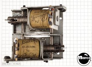 A-643-15 - Dual saucer kicker assembly Bally Midway - Marco