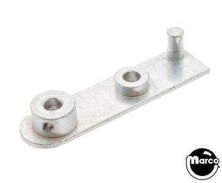 Ball pitcher crank