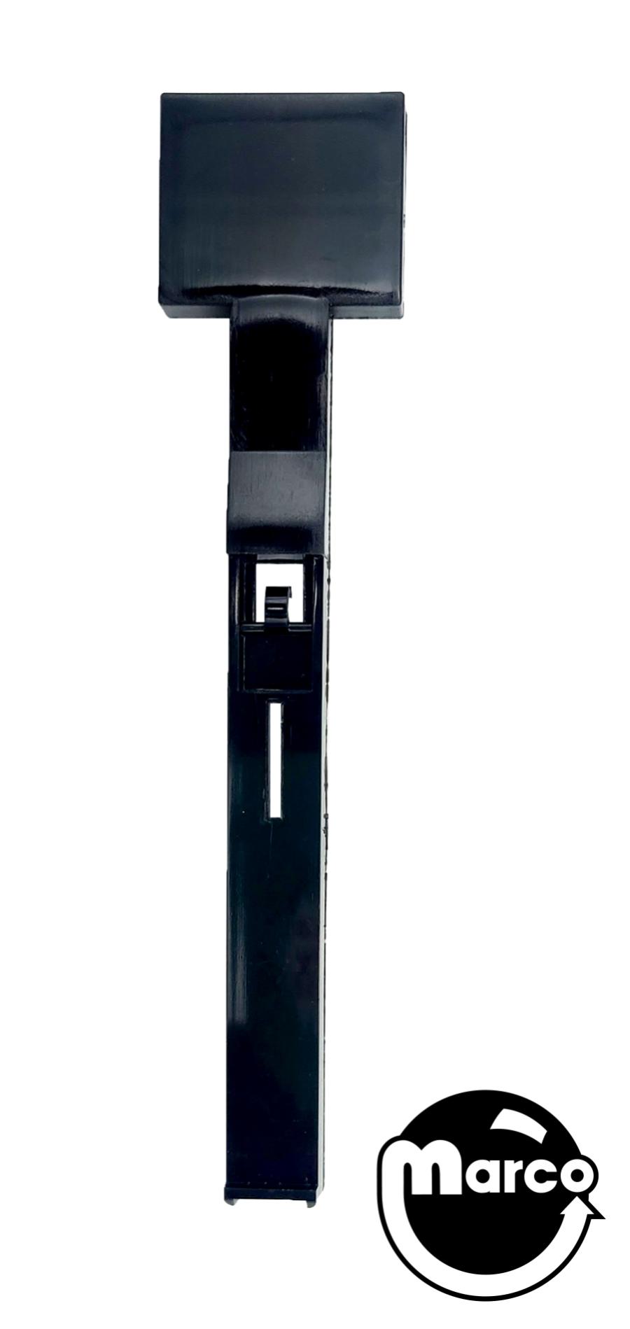 Drop target GTB wide black 20892YL