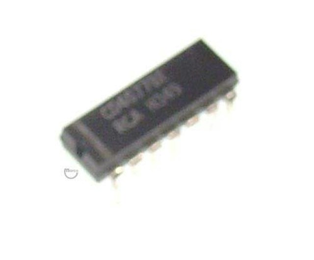 IC - 14 pin DIP quad exclusive NOR Gate