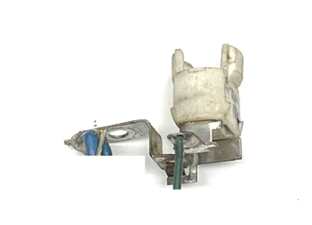 Lamp socket - wedge 0017-00031-56