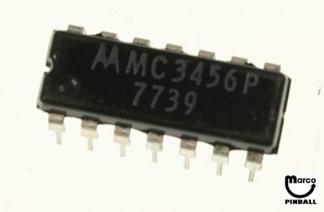 IC - 14 pin DIP dual timer
