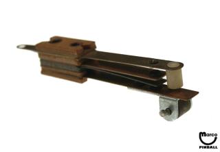 Leaf switch with roller