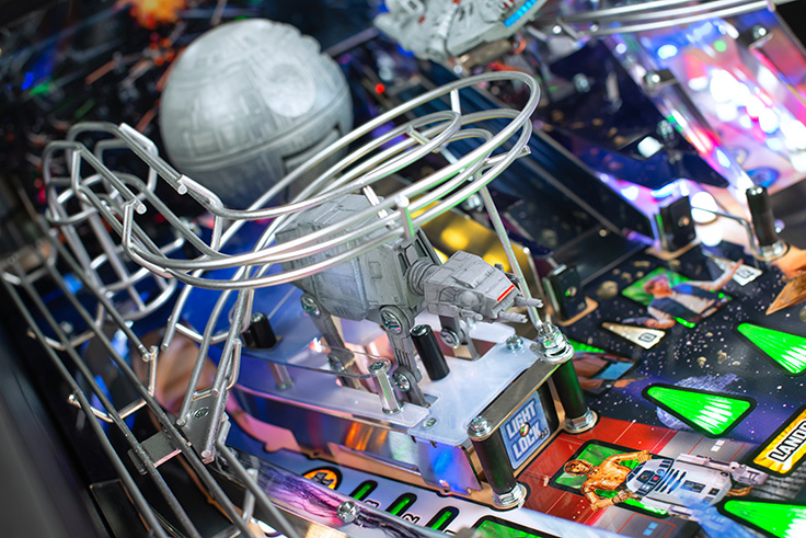 STAR WARS: FALL OF THE EMPIRE PRO (STERN) PINBALL MACHINE