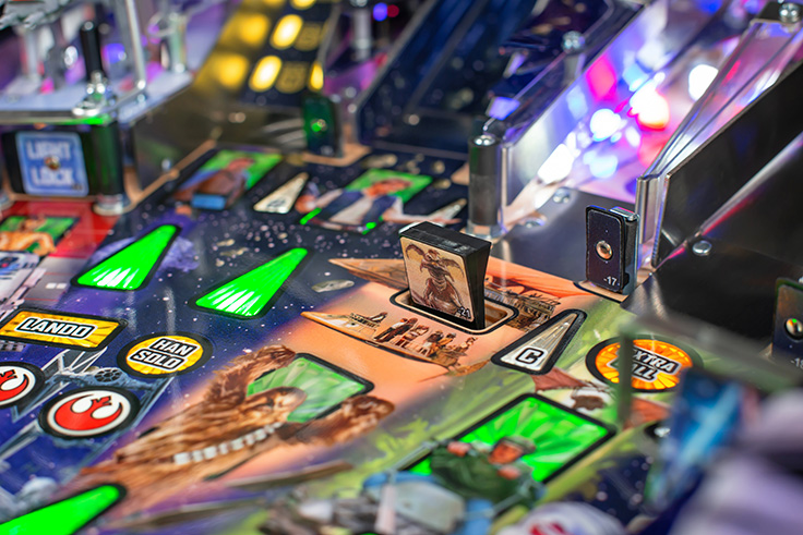 STAR WARS: FALL OF THE EMPIRE PRO (STERN) PINBALL MACHINE