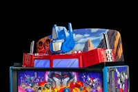 TRANSFORMERS: MTMTE (Stern) Optimus Prime Topper