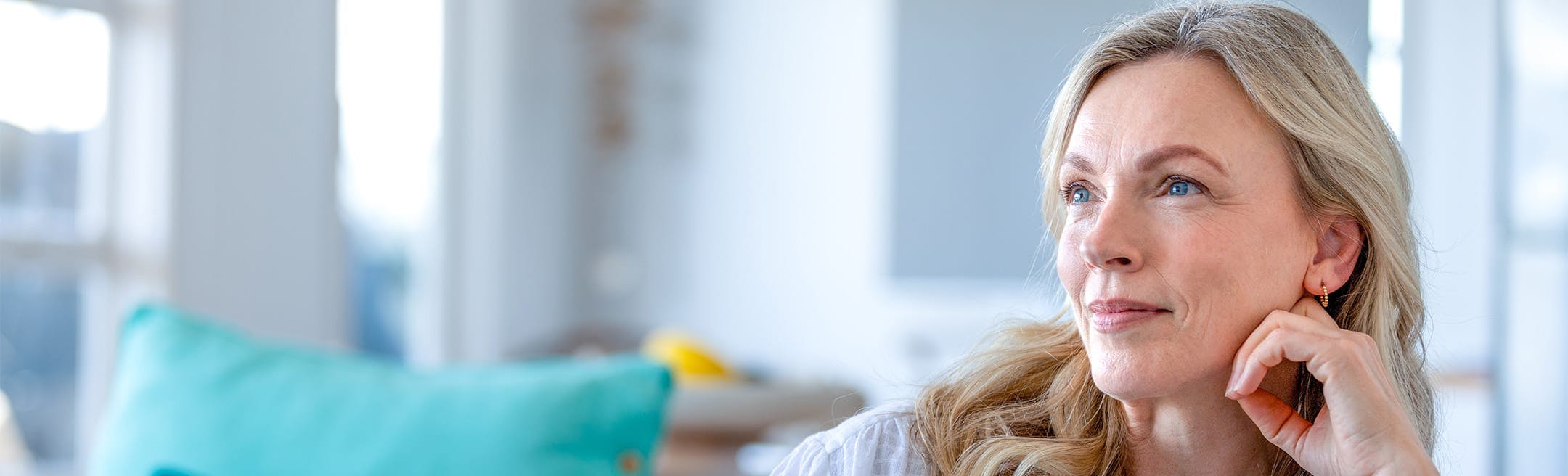 woman with long blonde hair