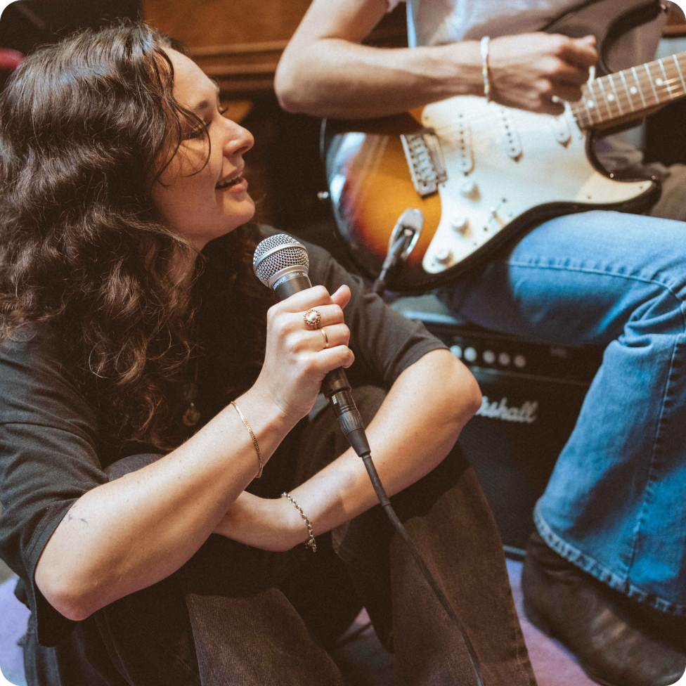 Find a Top Music Manager & Get Signed | Groover