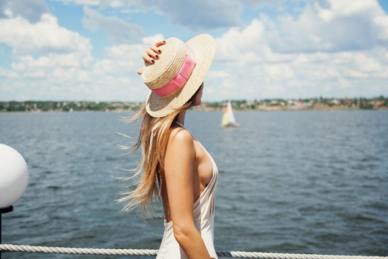 Woman wearing a sunhat