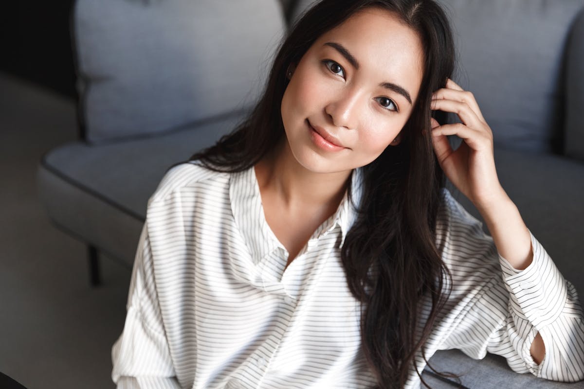 youthful-asian-eyelids-model