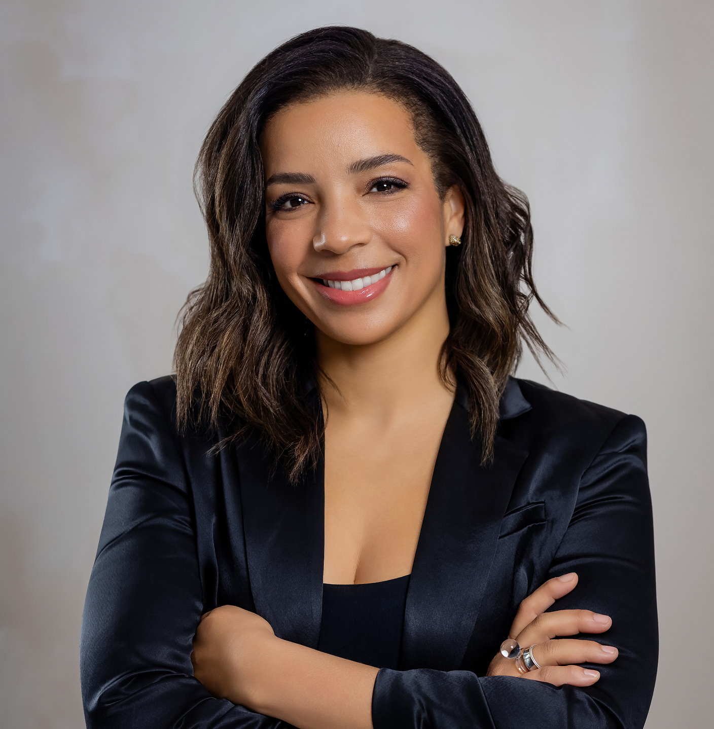 Board-Certified Female Plastic Surgeon San Jose | Dr. Kamakshi Zeidler