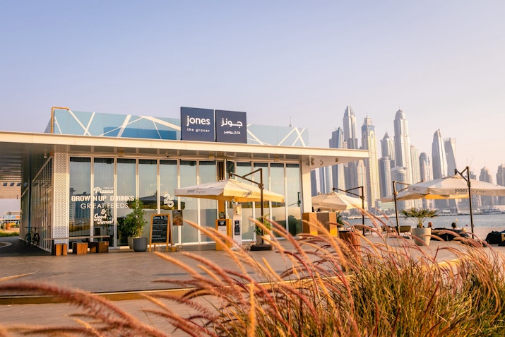 Jones The Grocer, Hilton Dubai The Palm Gourmet café and grocery store featuring a diverse menu of fresh, locally sourced dishes and artisanal products in a cozy, inviting setting