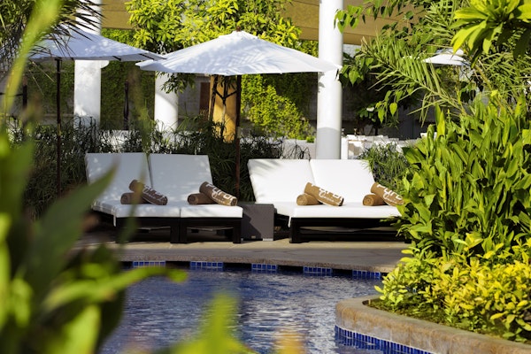 The Privilee Team's top picks Pool View Dive into luxury with The Privilee Team’s top picks for the best pool views.
