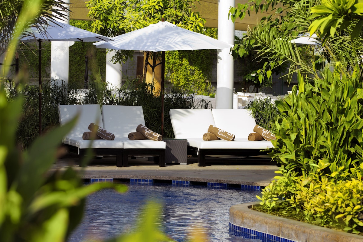 The Privilee Team's top picks Pool View Dive into luxury with The Privilee Team’s top picks for the best pool views.