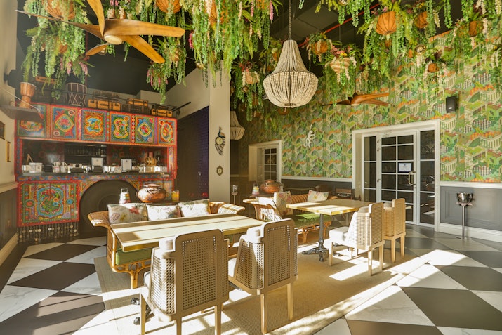 Indian inspired restaurant scene