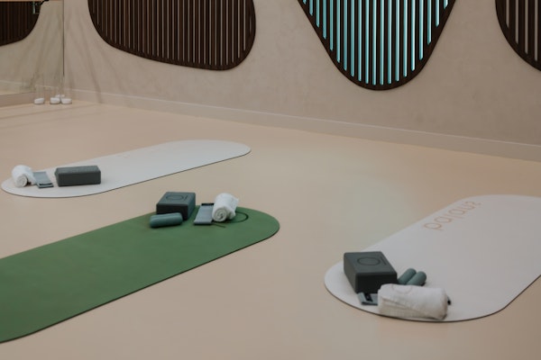 Balans Studio Yoga matts on the floor