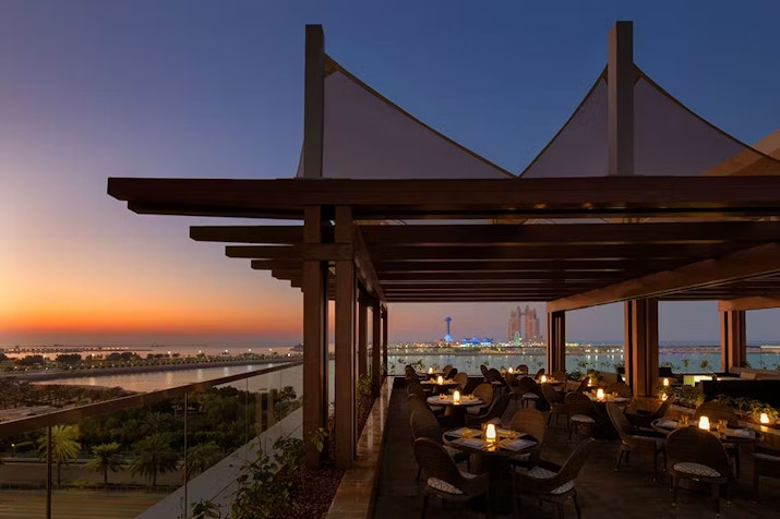 Azura Panoramic Lounge, The St. Regis Abu Dhabi Corniche