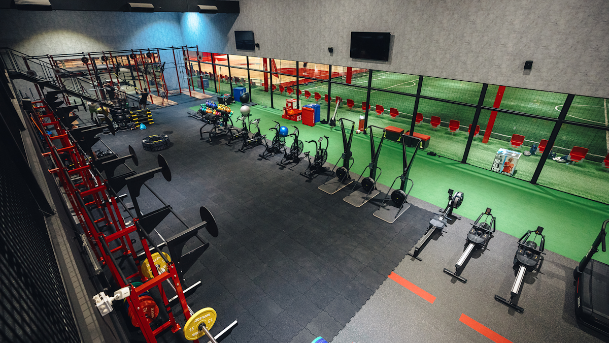 In focus: Champs Sports Club, Al Quoz - Privilee