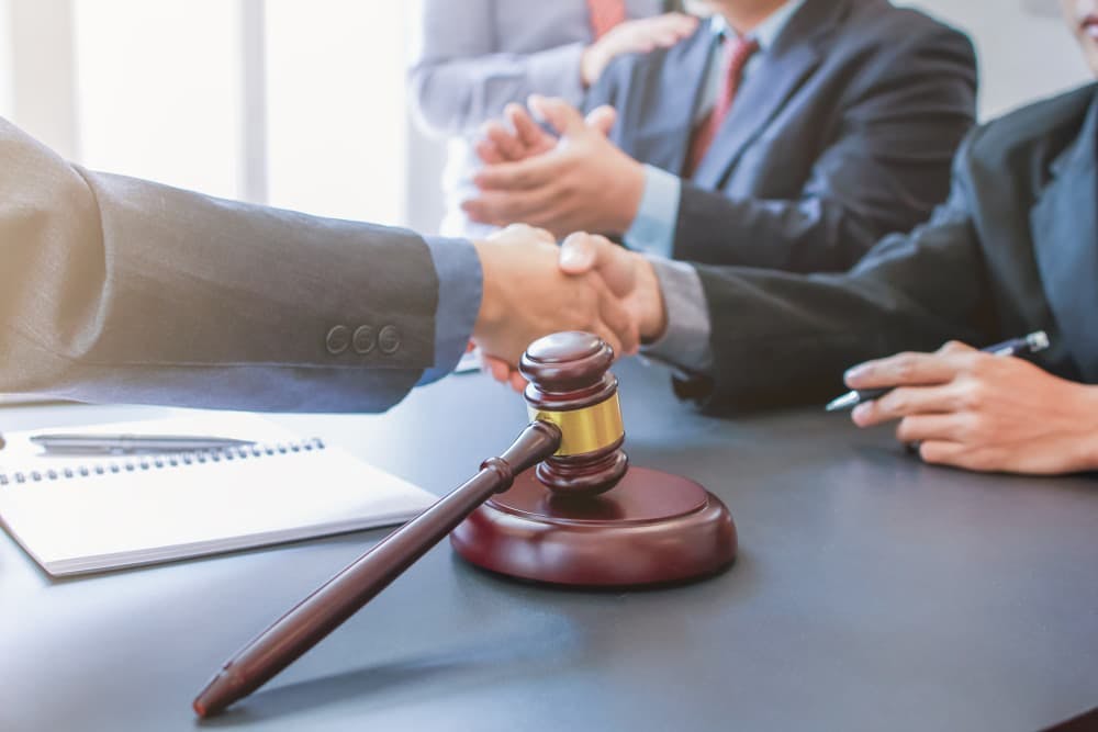 Do Insurance Companies Want to Settle Out of Court?