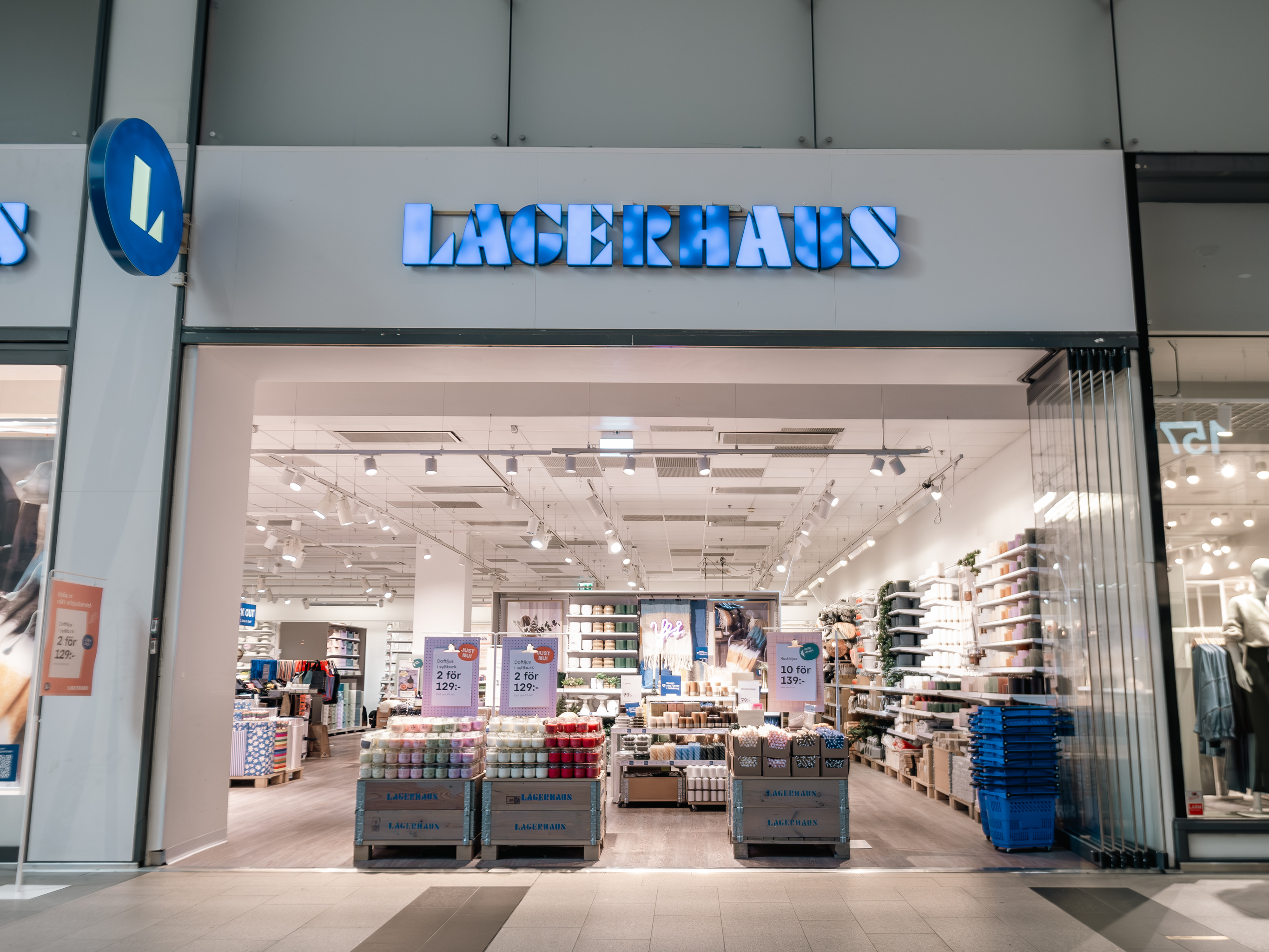 Lagerhouse butik utifrån