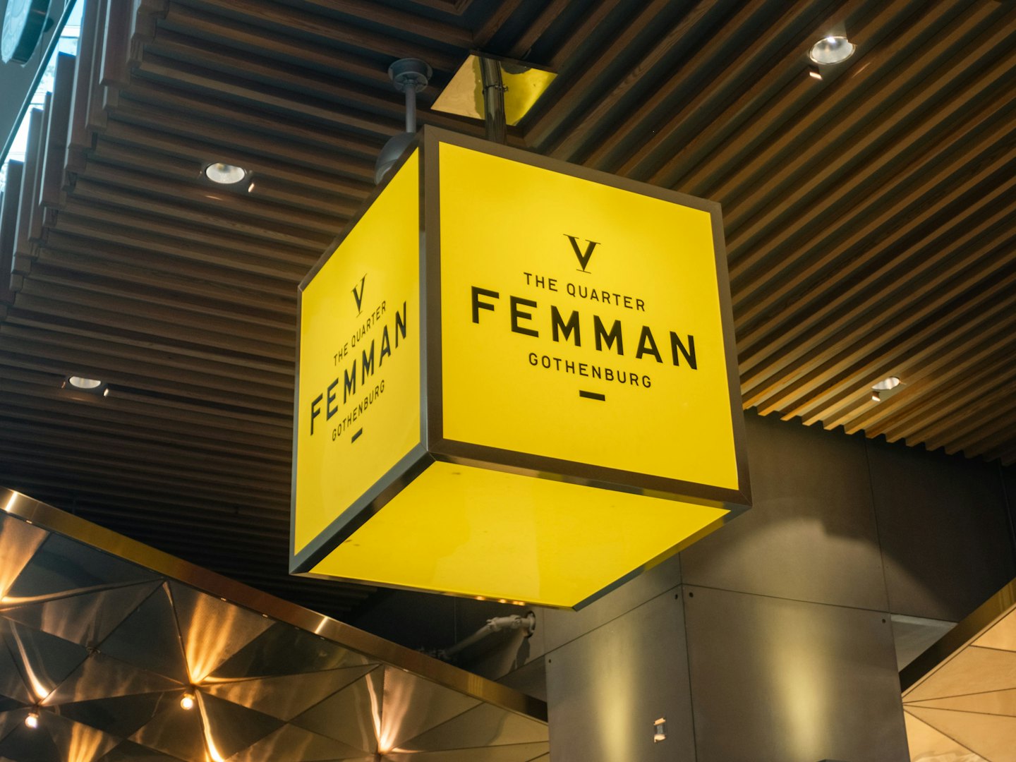 Fasad Femman