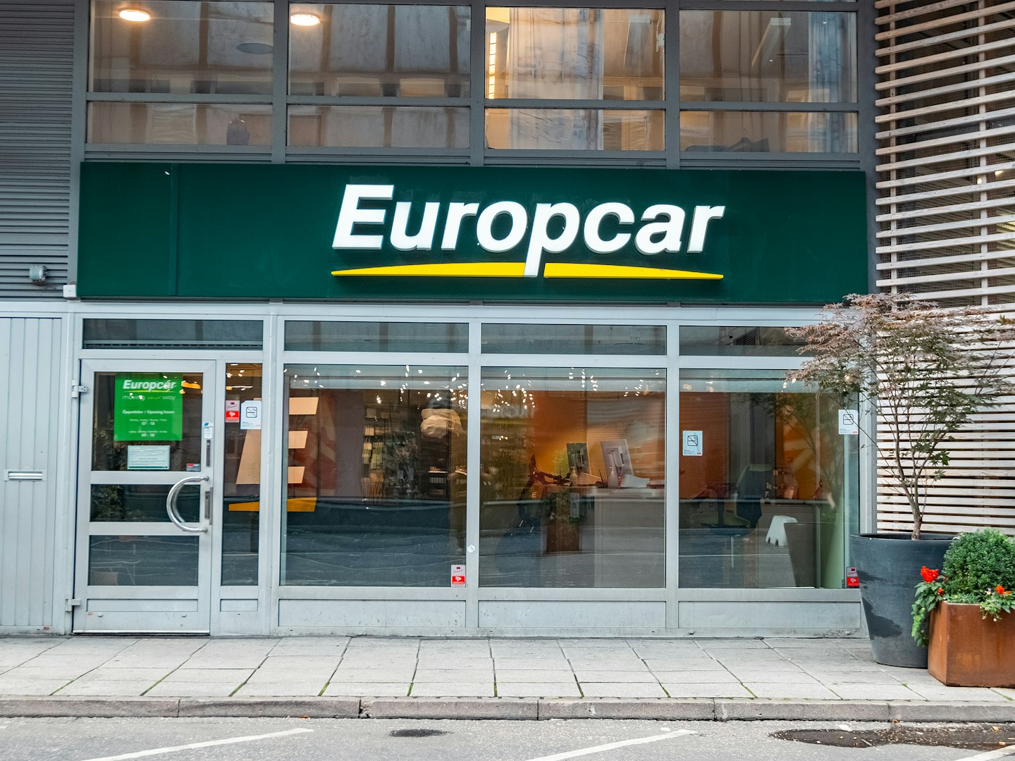 Butiksfasad Europcar