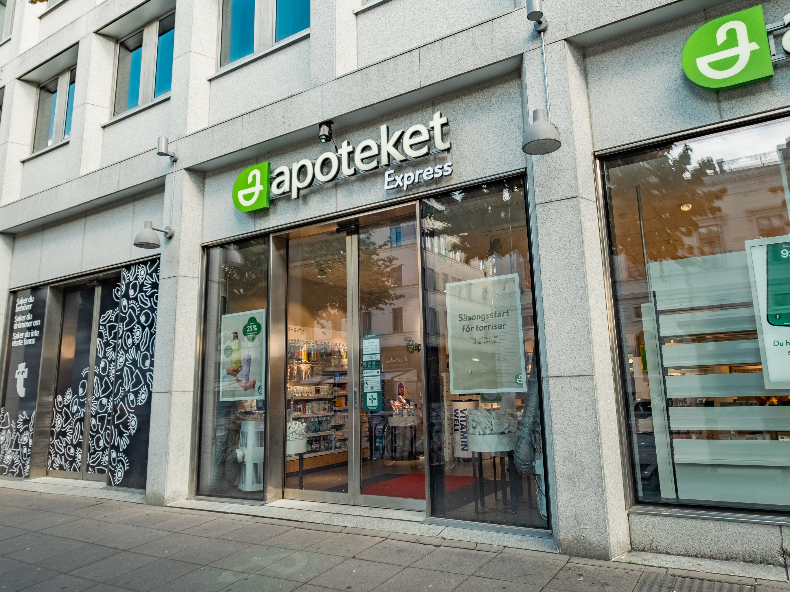 Butiksfasad Apotek Express