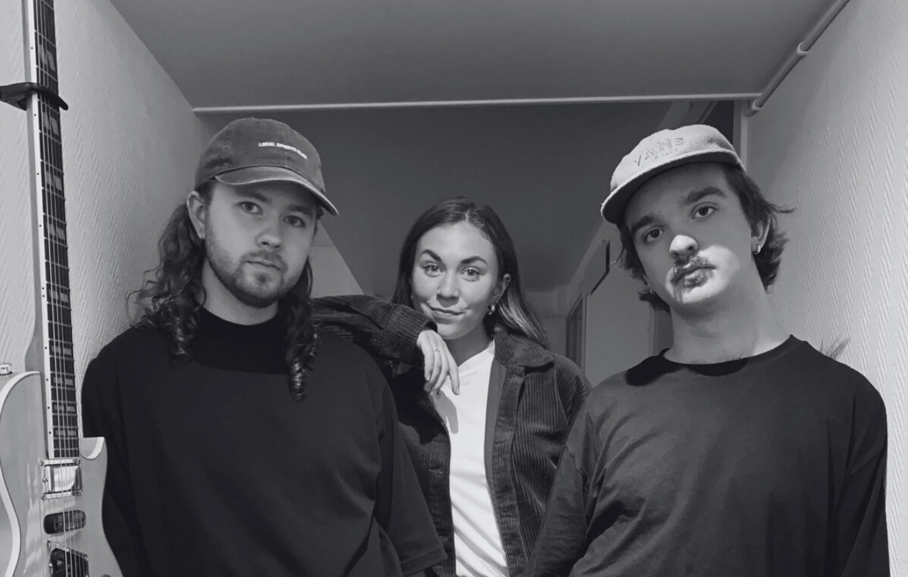 Gruppbild i svartvit på Sofi & Vi