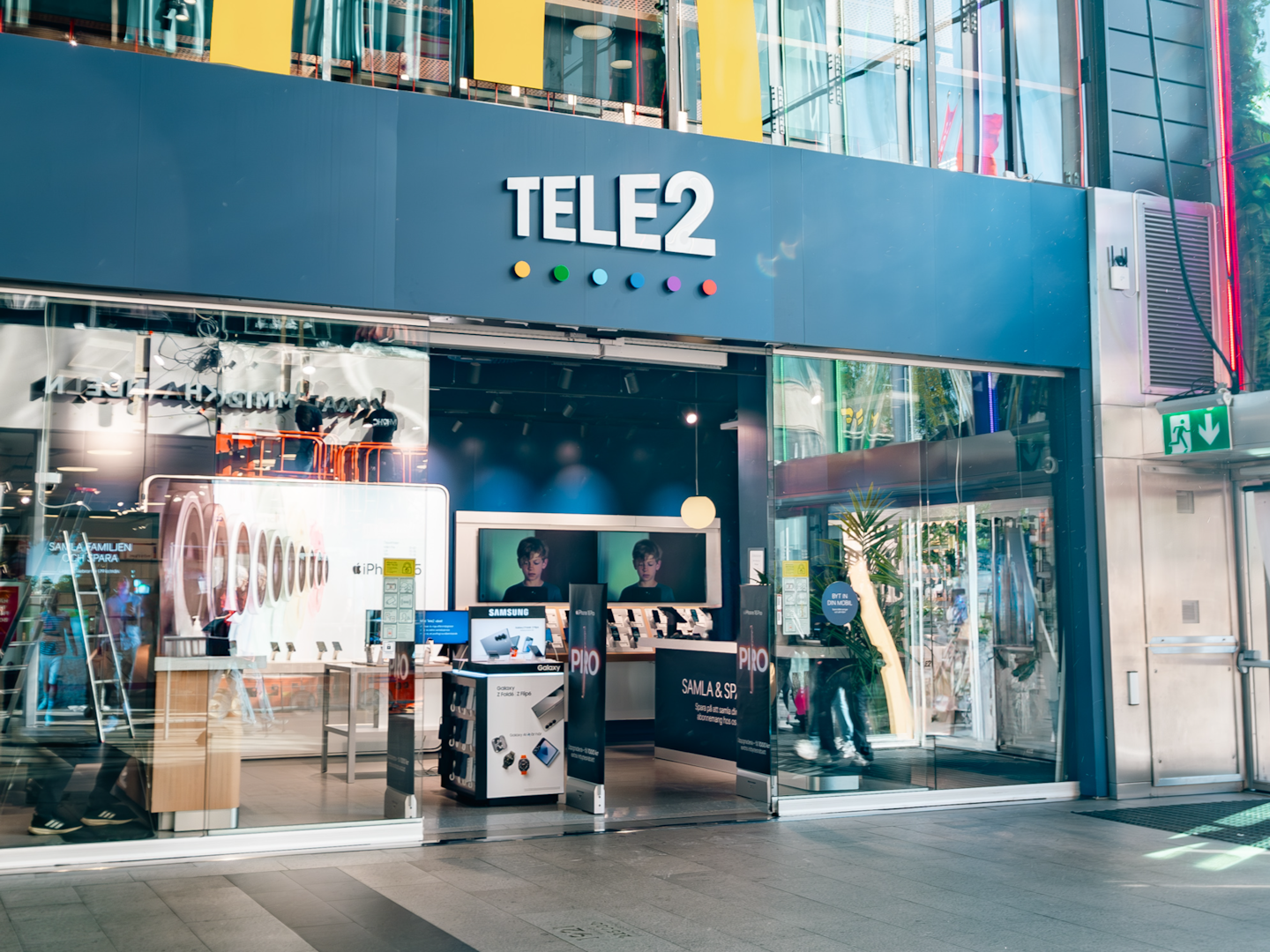 Tele2 Butiksfasad Tele2
