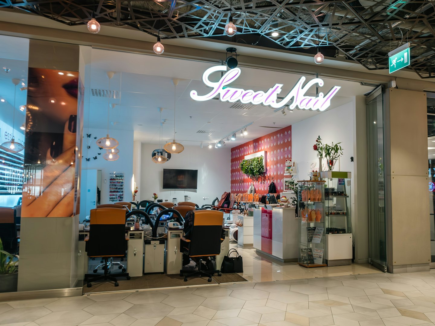 Sweet Nail Butiksfasad Sweet Nail