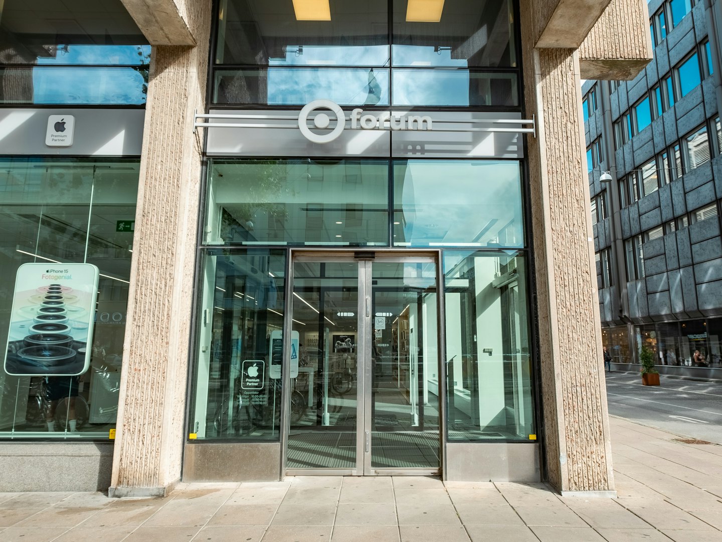 Macforum Butiksfasad Macforum