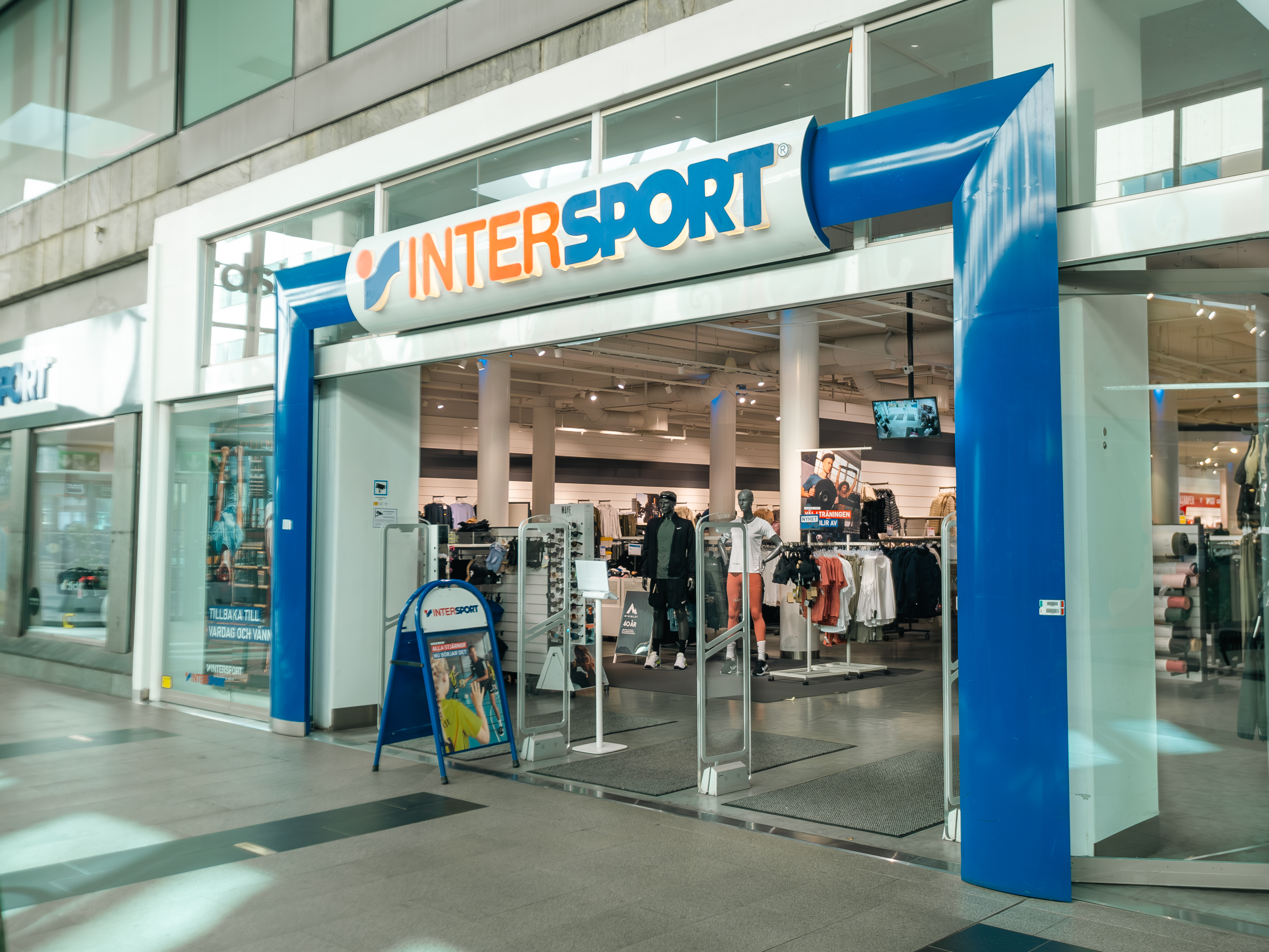 Butiksfasad Intersport