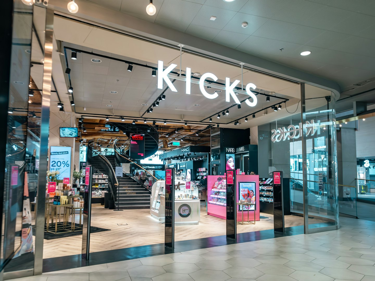 Kicks Butiksfasad Kicks